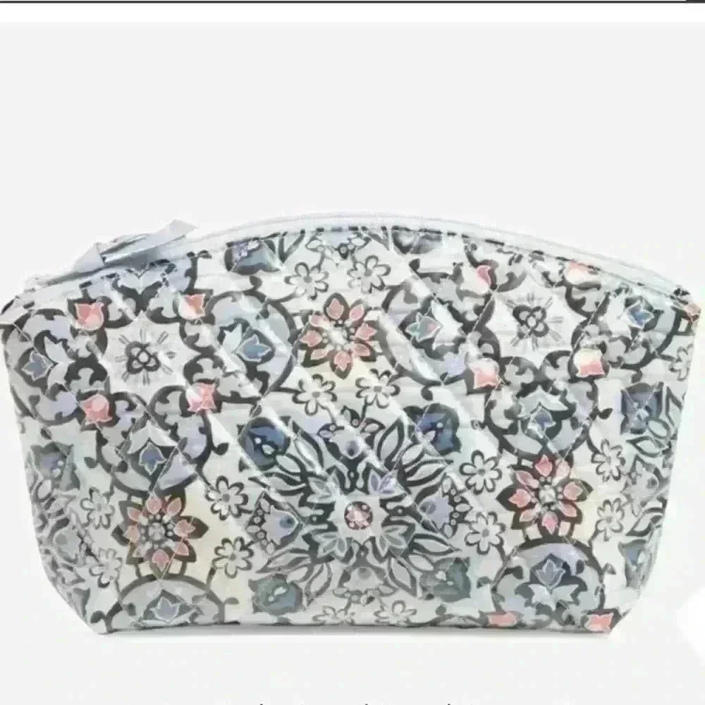 Vera Bradley Grand Travel Cosmetic in Lisbon Medallion NWT